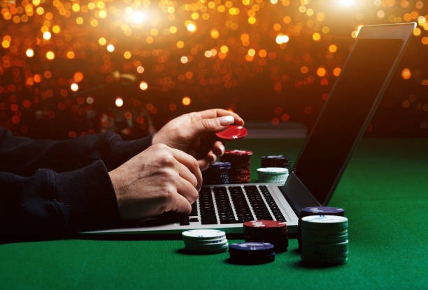 Weekly cashback calculation based on net losses across all vivototo games